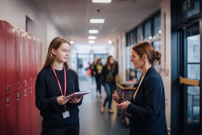 assistant education sans experience en entretien